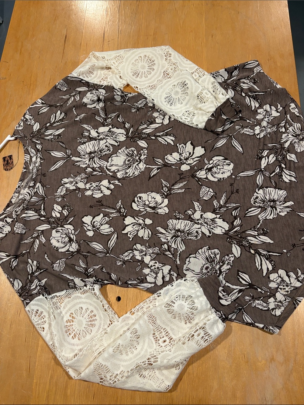 CROCHET Sleeves ~ Coffee Brown Floral Blouse Cream Crochet Sleeves